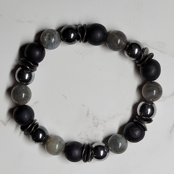 Labradorite Onyx and Hematite Men's Bracelet - Picture 4 of 4